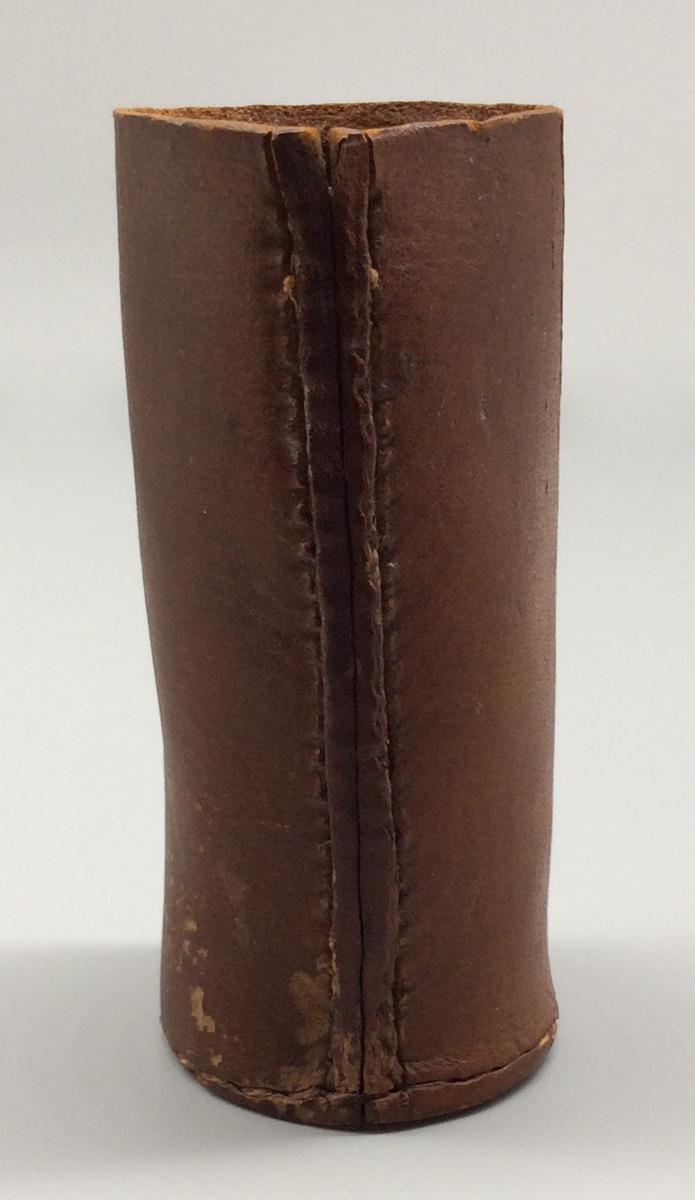 1960.1136 A Dice cup, view 2