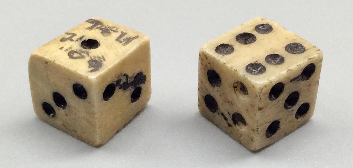 1960.1136 B-C Dice, view 1