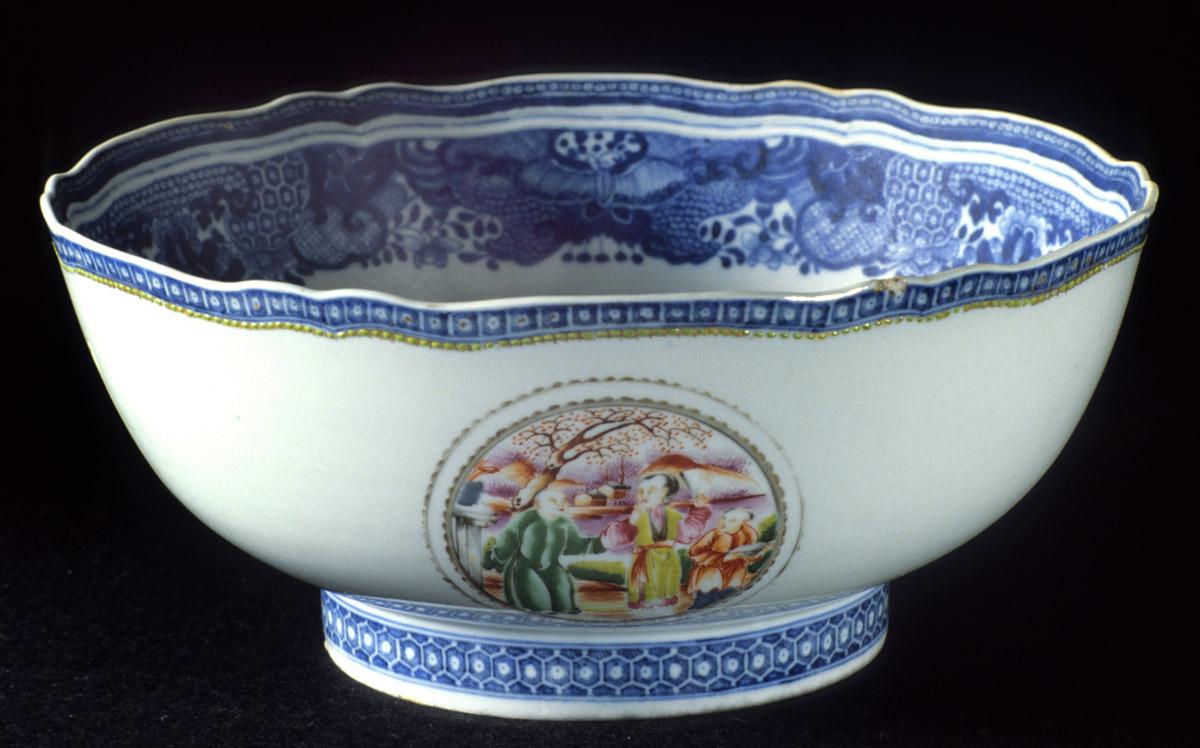 1960.1159 Bowl, view 2