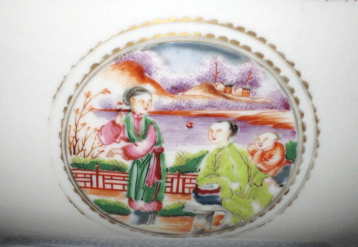 1960.1160 Bowl detail3