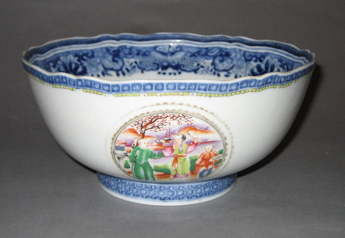 1960.1161 Bowl side