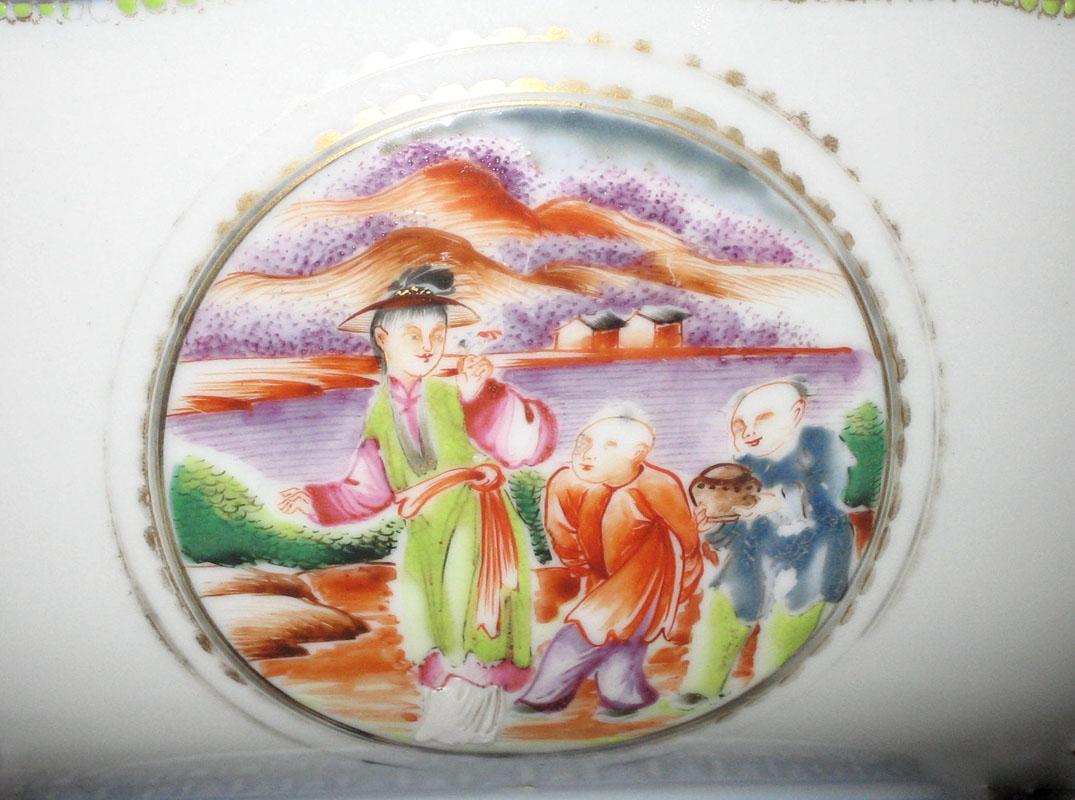 1960.1161 Bowl detail2