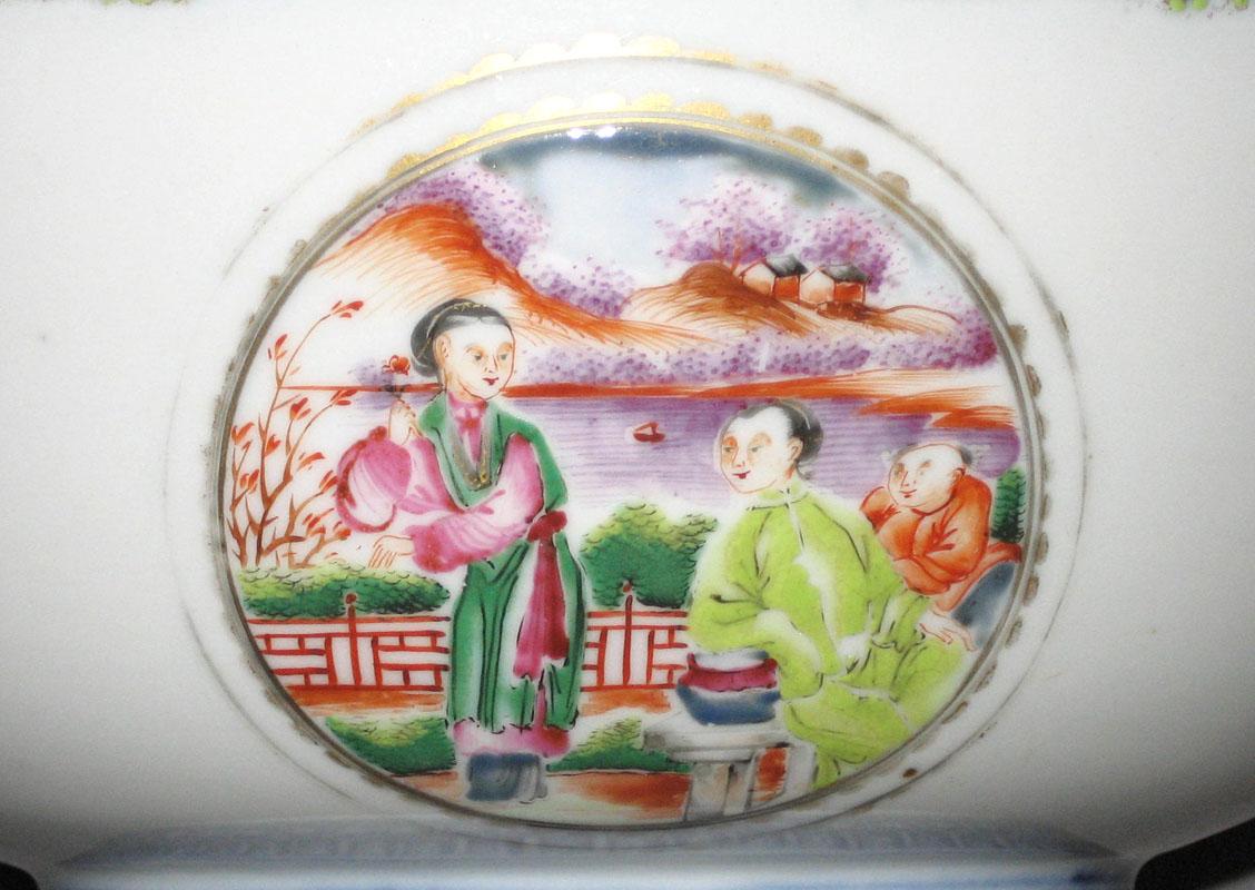 1960.1161 Bowl detail3