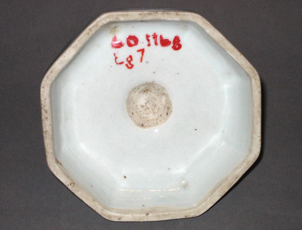 1960.1168 Candlestick underside