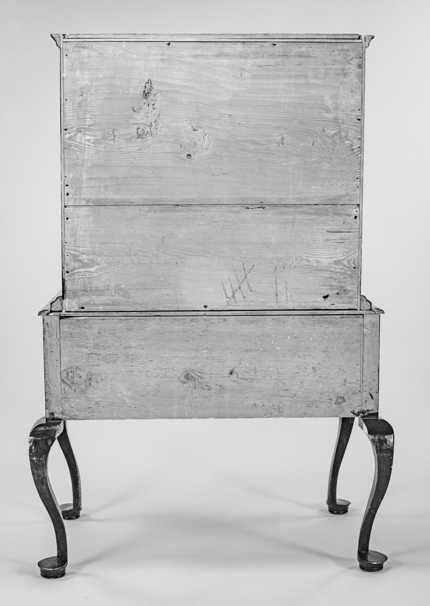 1954.0507 Chest of drawers, view 5, infrared reflectography