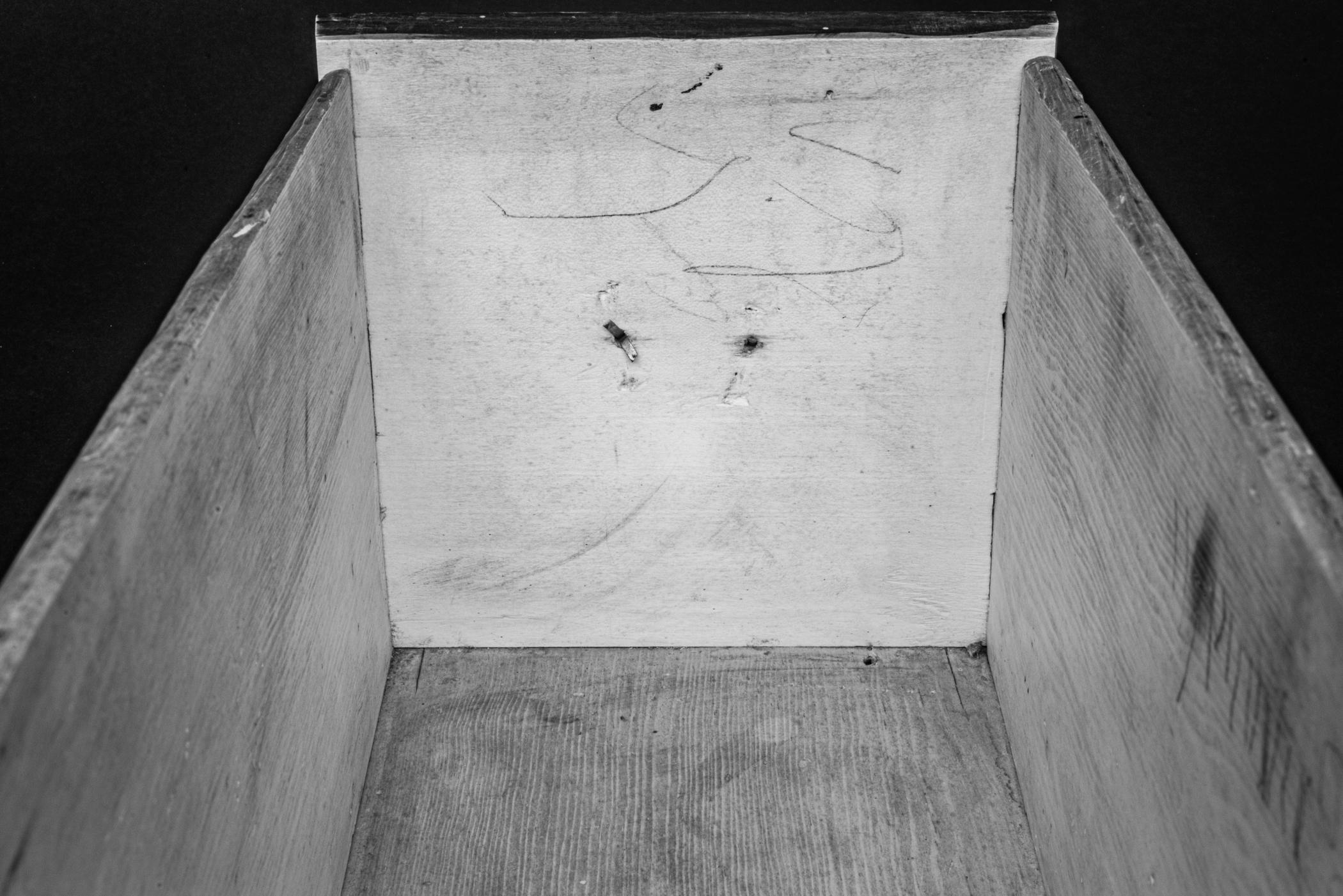 1954.0507 Chest of drawers, lower case, detail 4, infrared reflectography