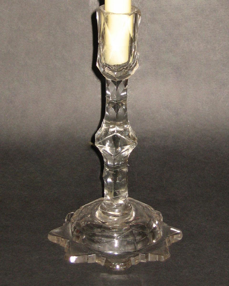 1960.1188.001 Glass candlestick