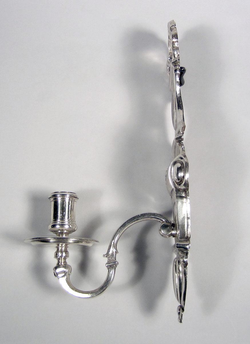 1960.1190.002 Silver Sconce side view