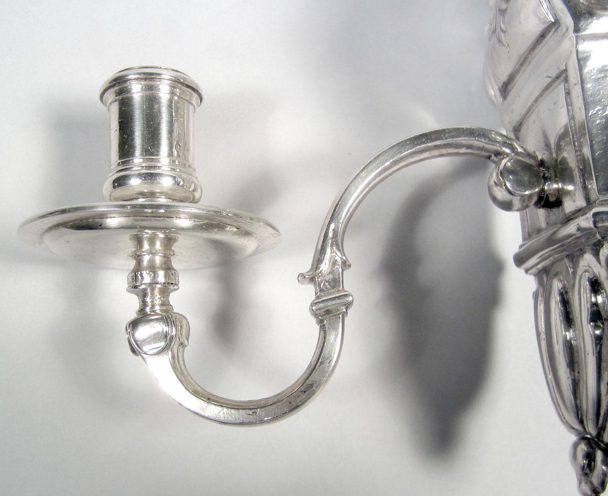 1960.1190.002 Silver Sconce arm and candle cup side 1