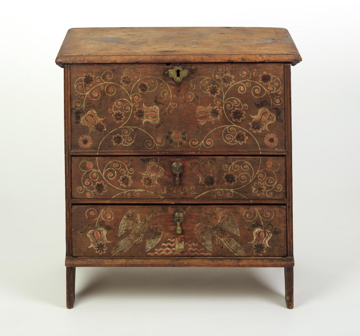 1954.0510 Chest, Chest with Drawers (view 2)