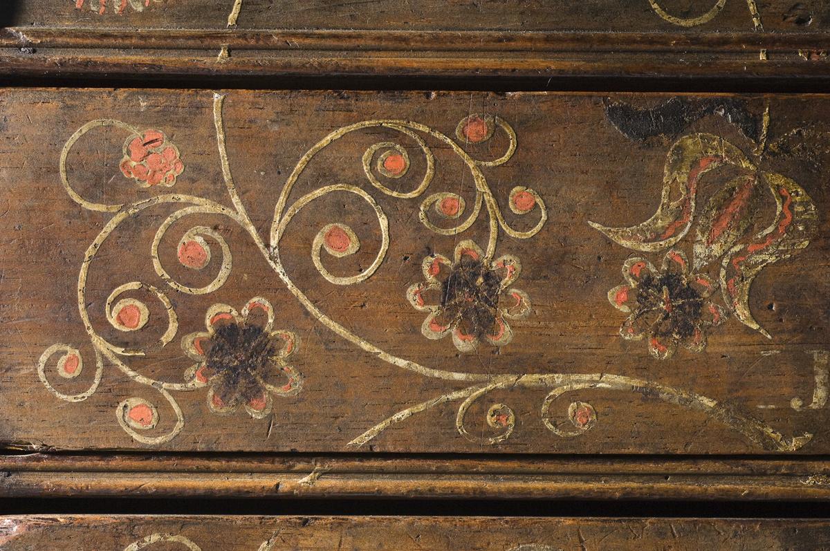 1954.0510 Chest, Chest with drawers (detail 4)
