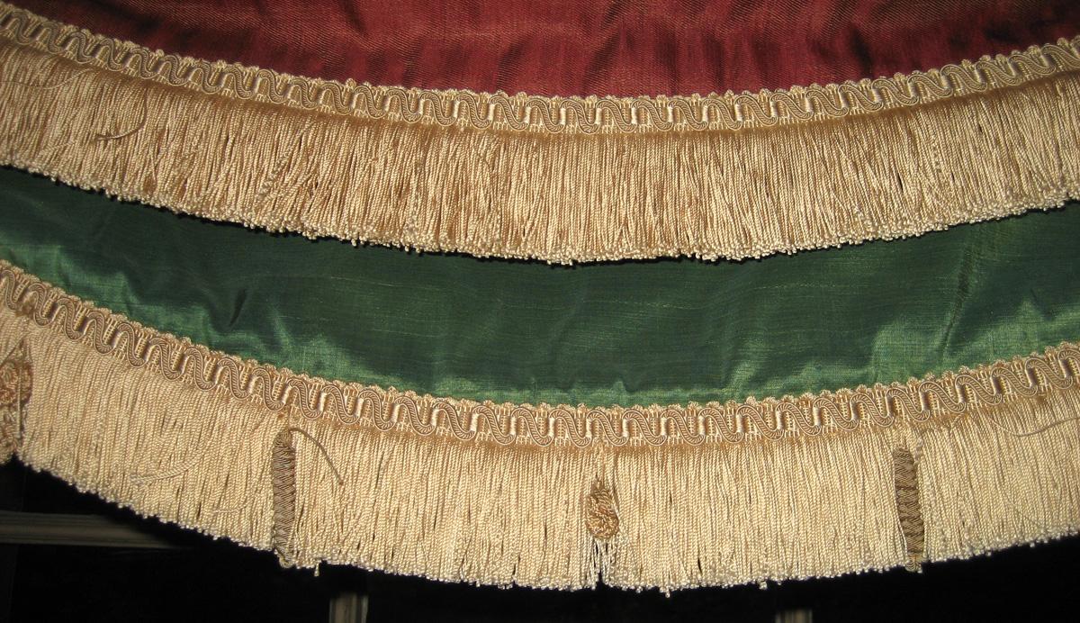 1960.1222 Fringe detail