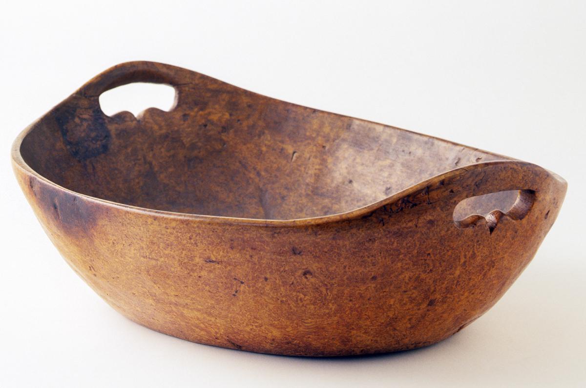 1960.1233 Bowl
