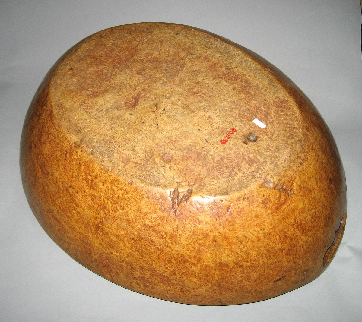 1960.1233 Bowl (bottom)