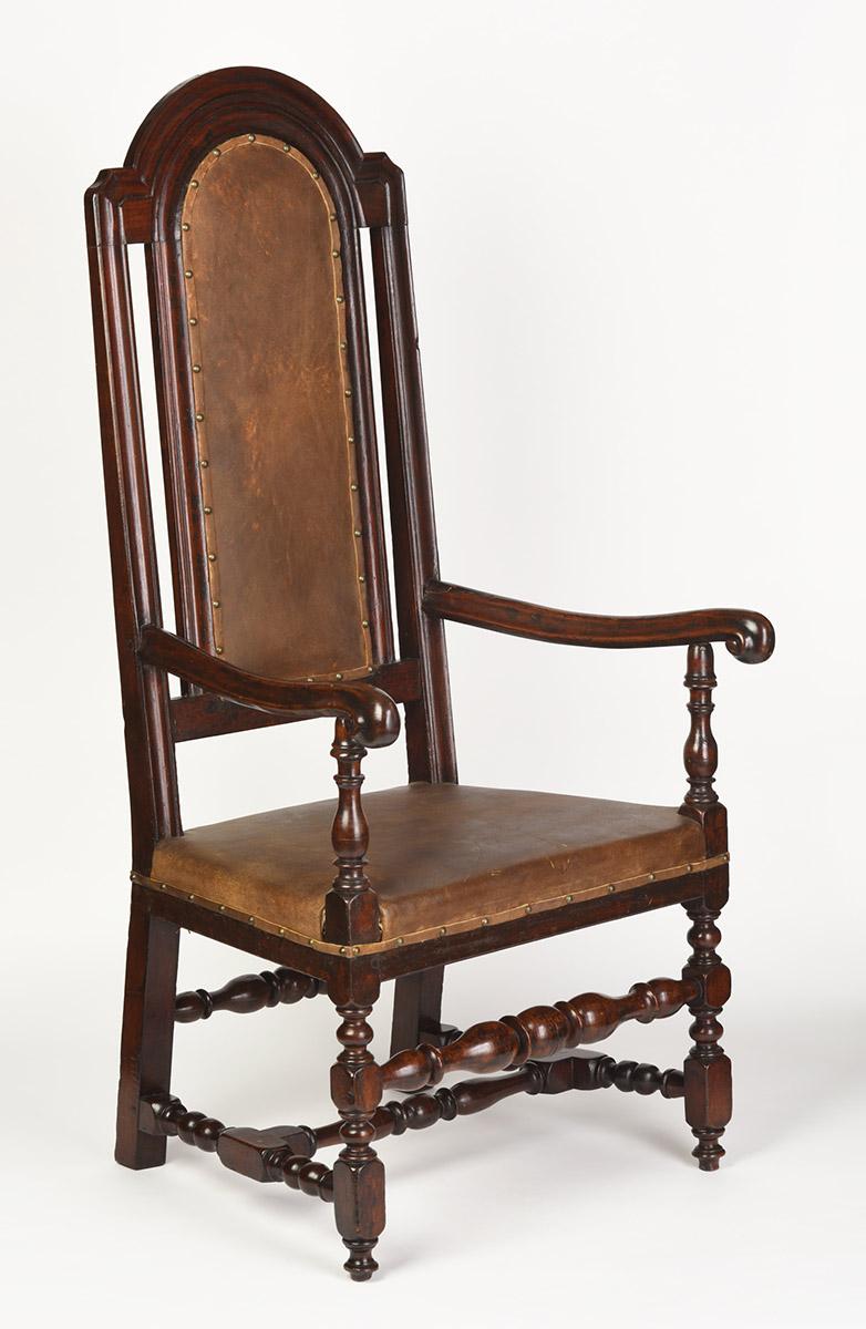 1954.0518 Chair, view 2