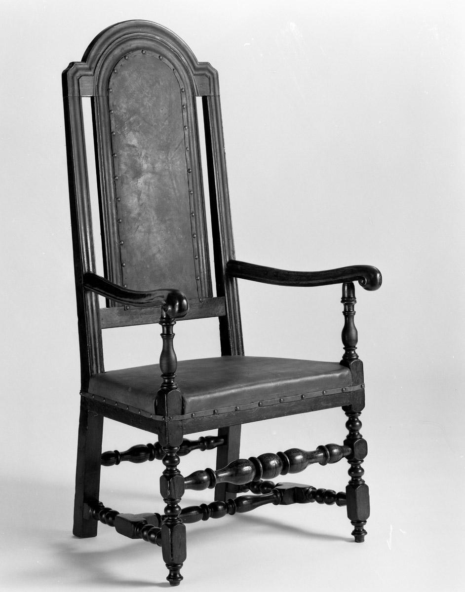 1954.0518 Chair, Armchair