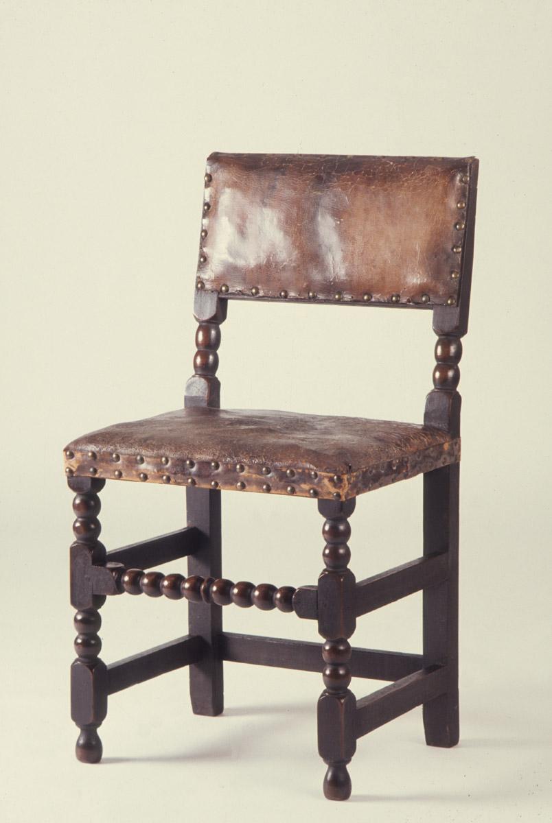 1954.0524 Chair, view 1