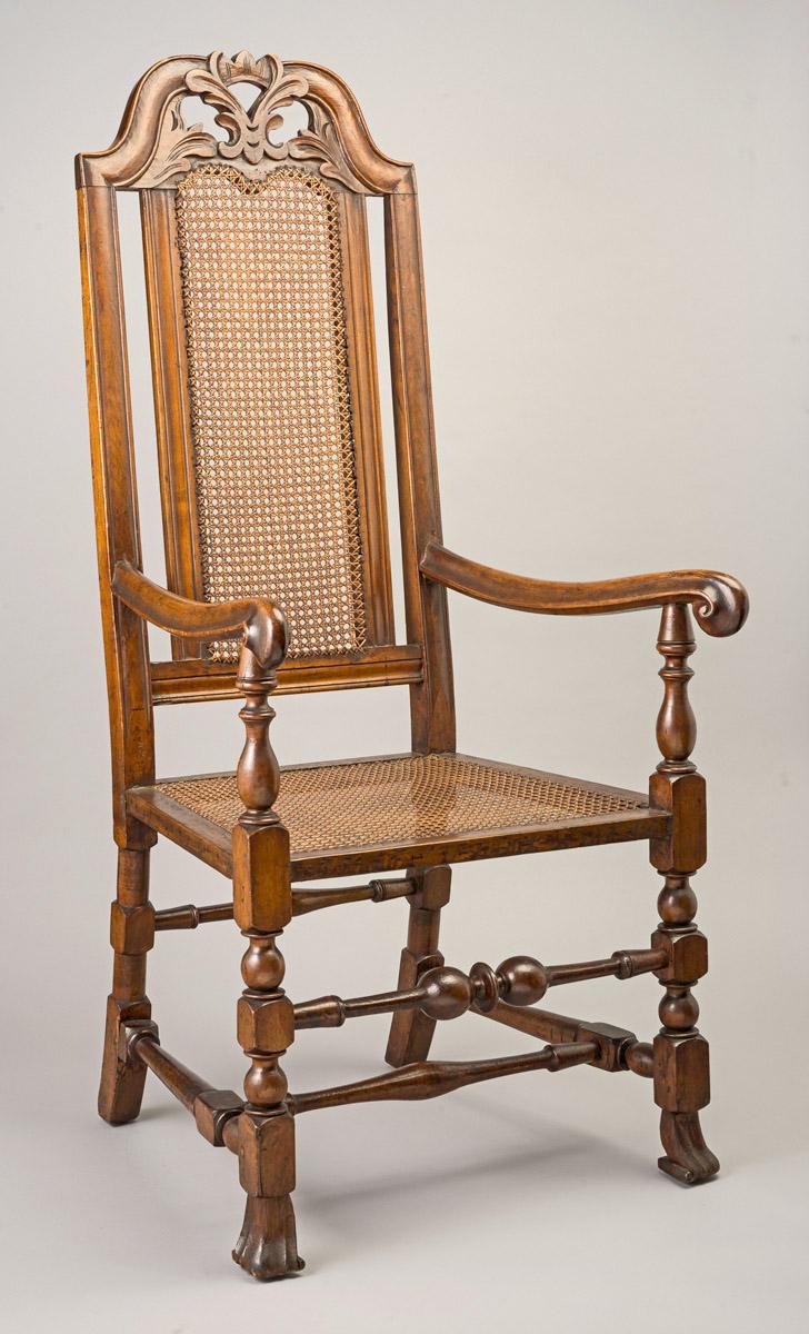 1954.0528 Chair, view 1