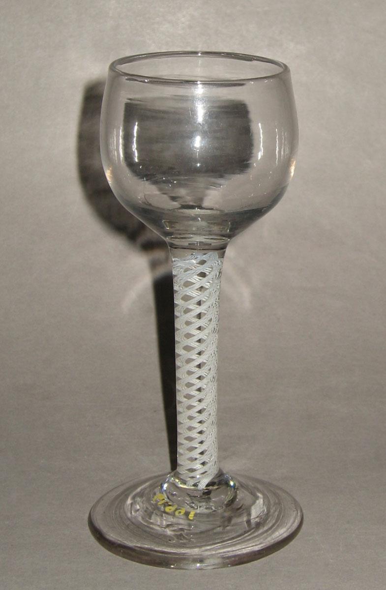 1961.0099.001 Glass wine glass