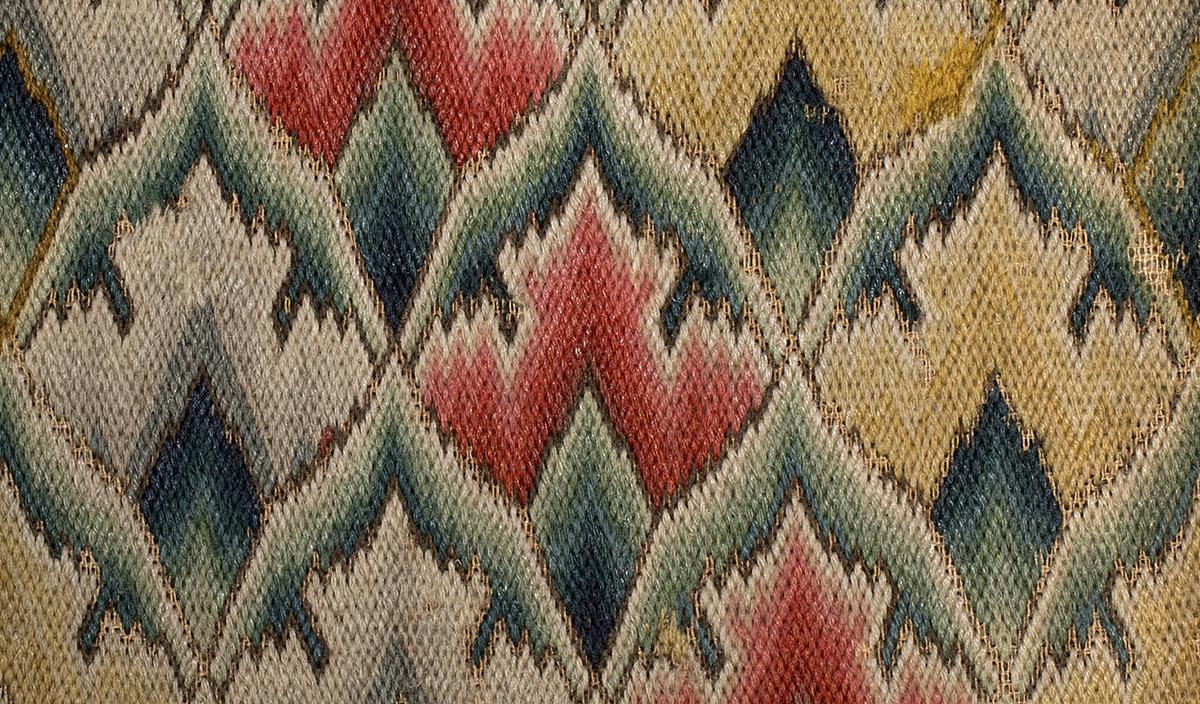 1961.0102.001 B Book cover, detail 2