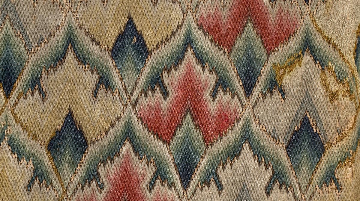 1961.0102.001 B Book cover, reverse, detail 2