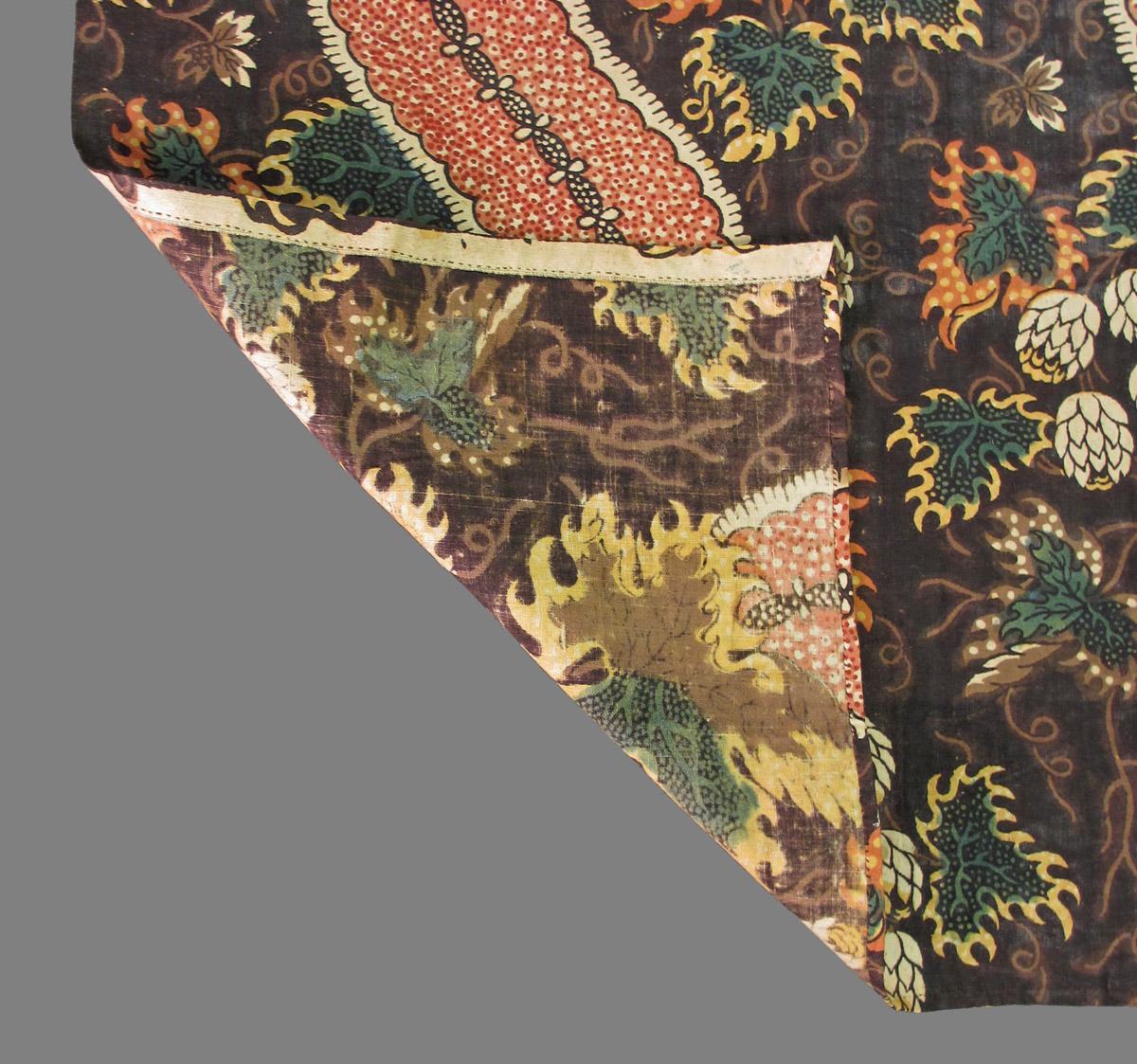 1961.0111 A-C textile, printed folded corner