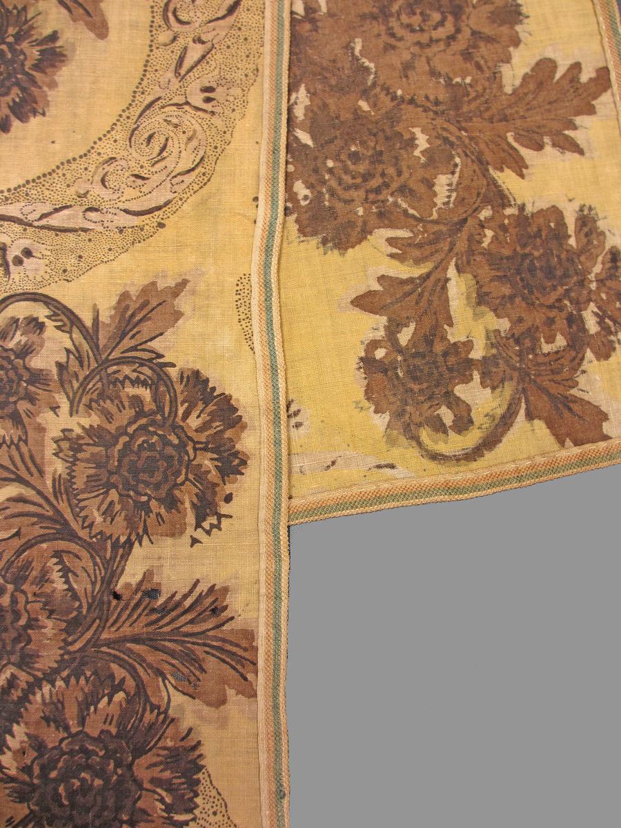 1961.0133.001 textile, printed reverse detail
