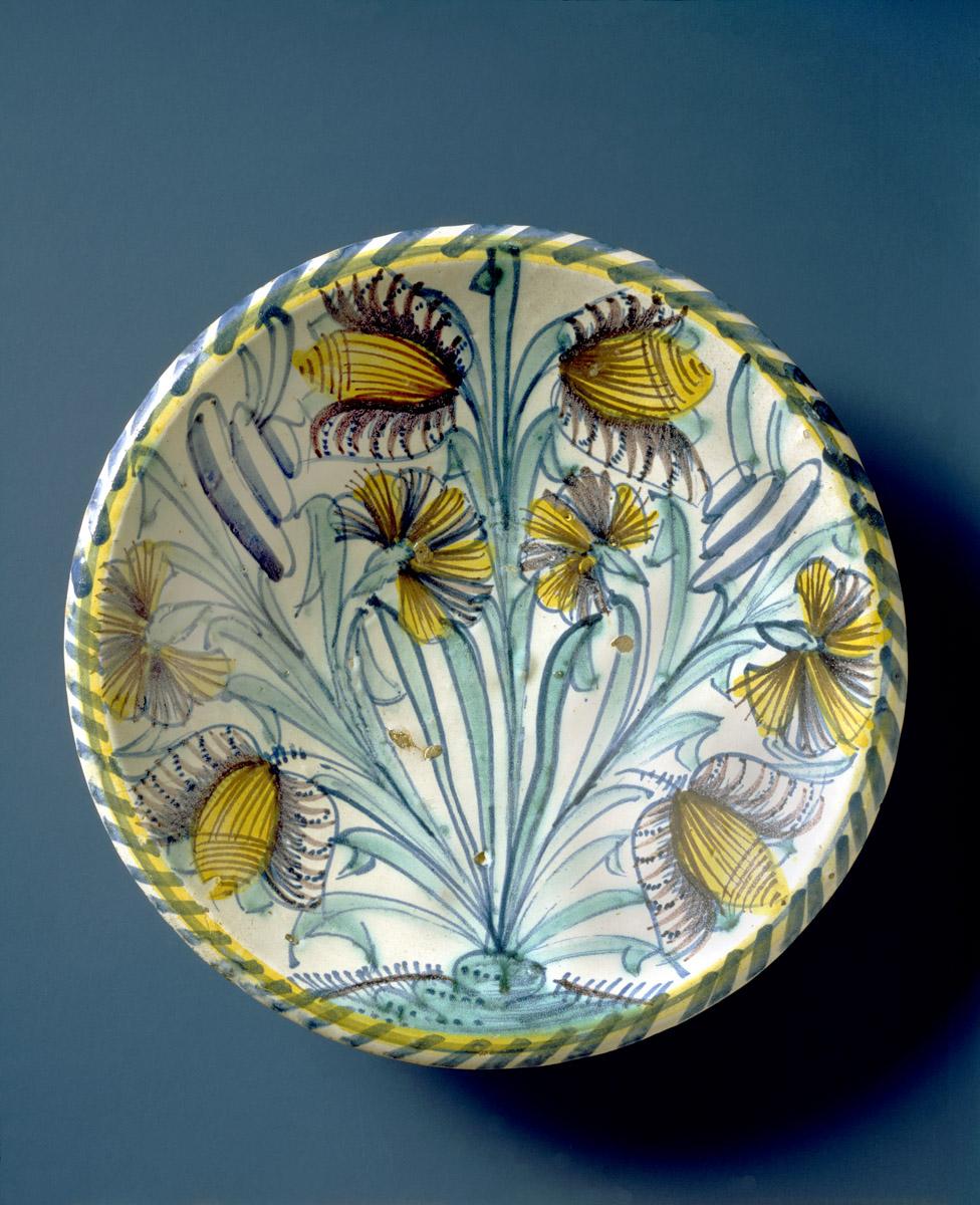 1954.0538 Dish