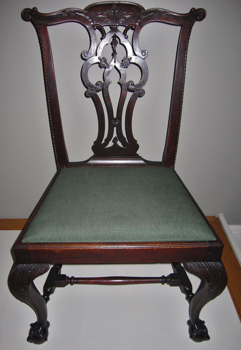 1961.0140.002 chair view 1