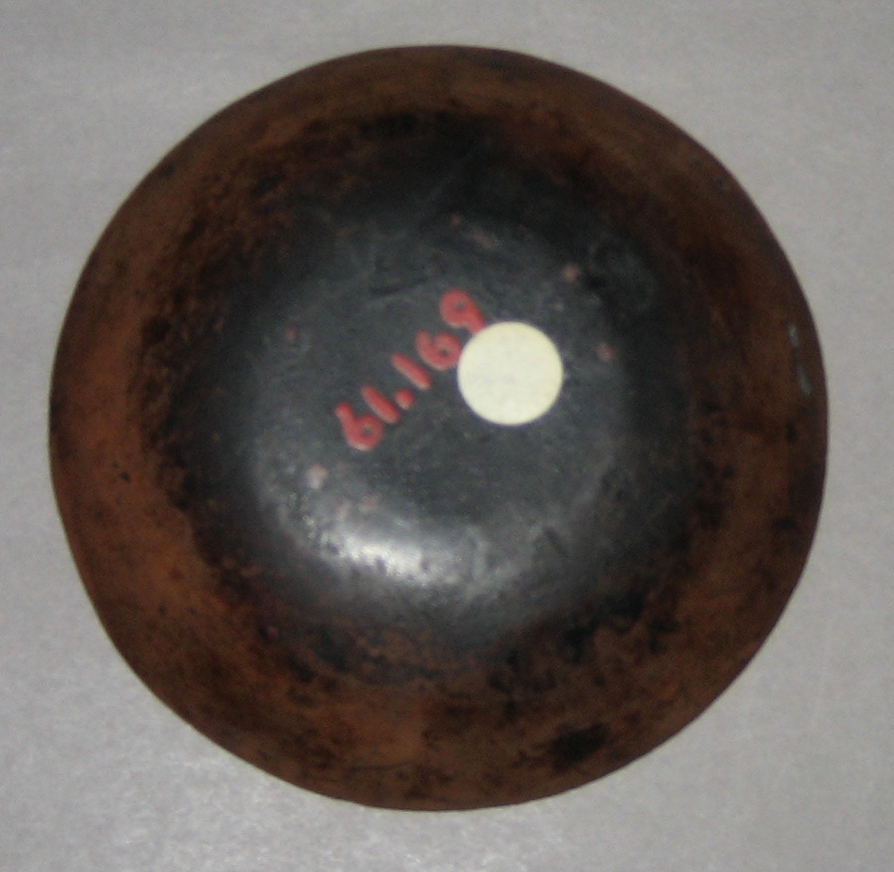 1961.0169 Dish (bottom)