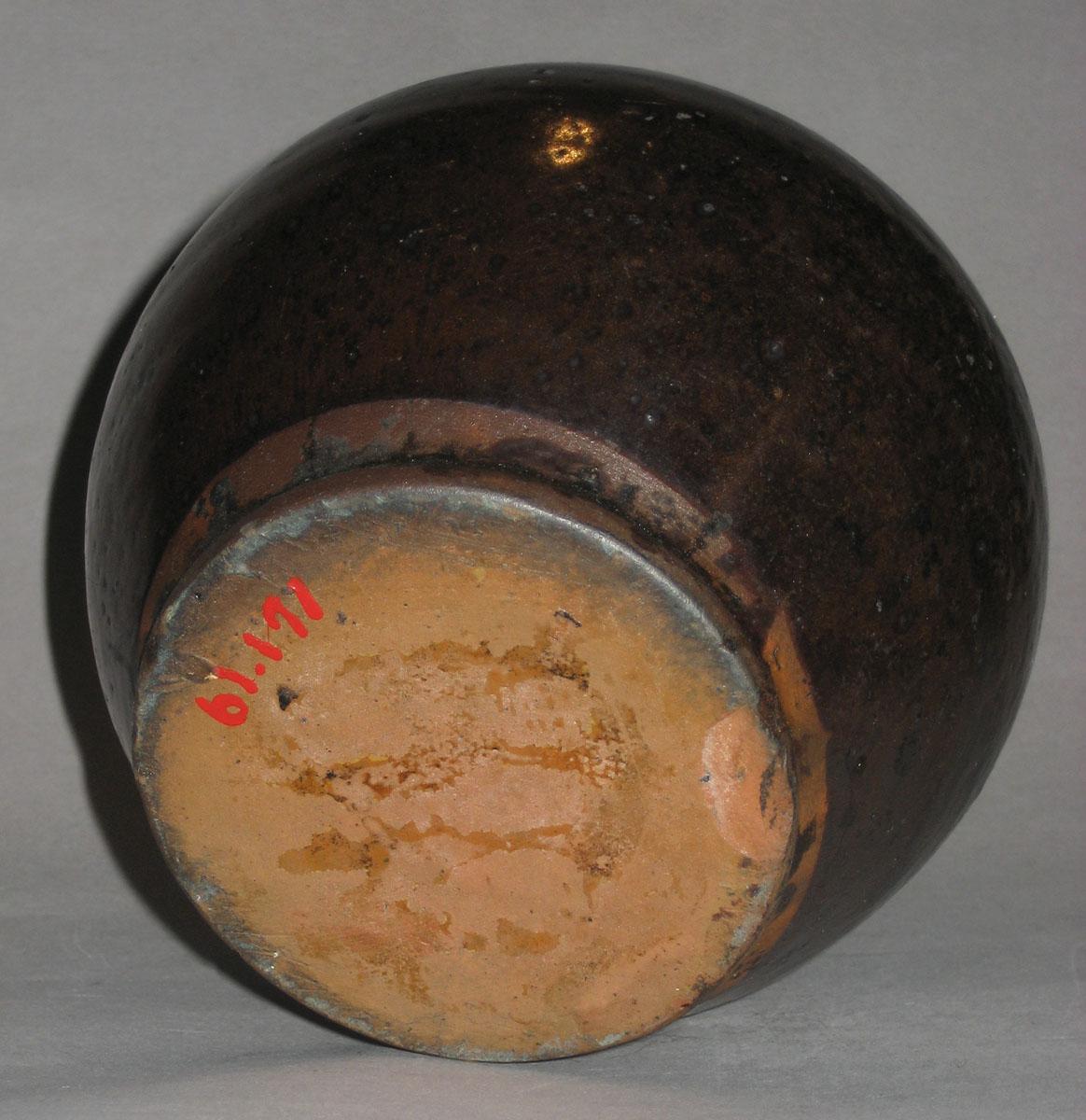 1961.0171 Jug (bottom)