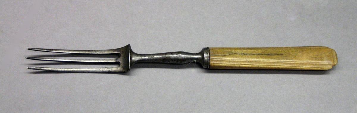 1961.0198.002 Fork