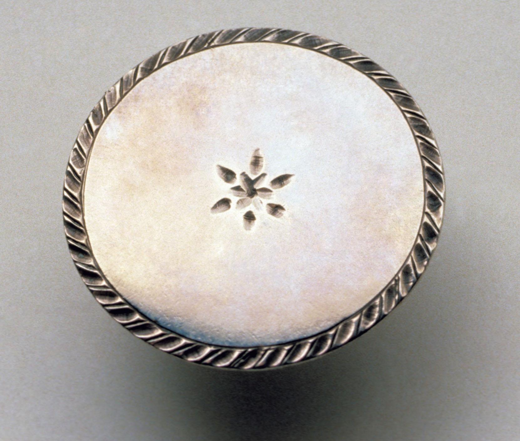 1961.0229 Button