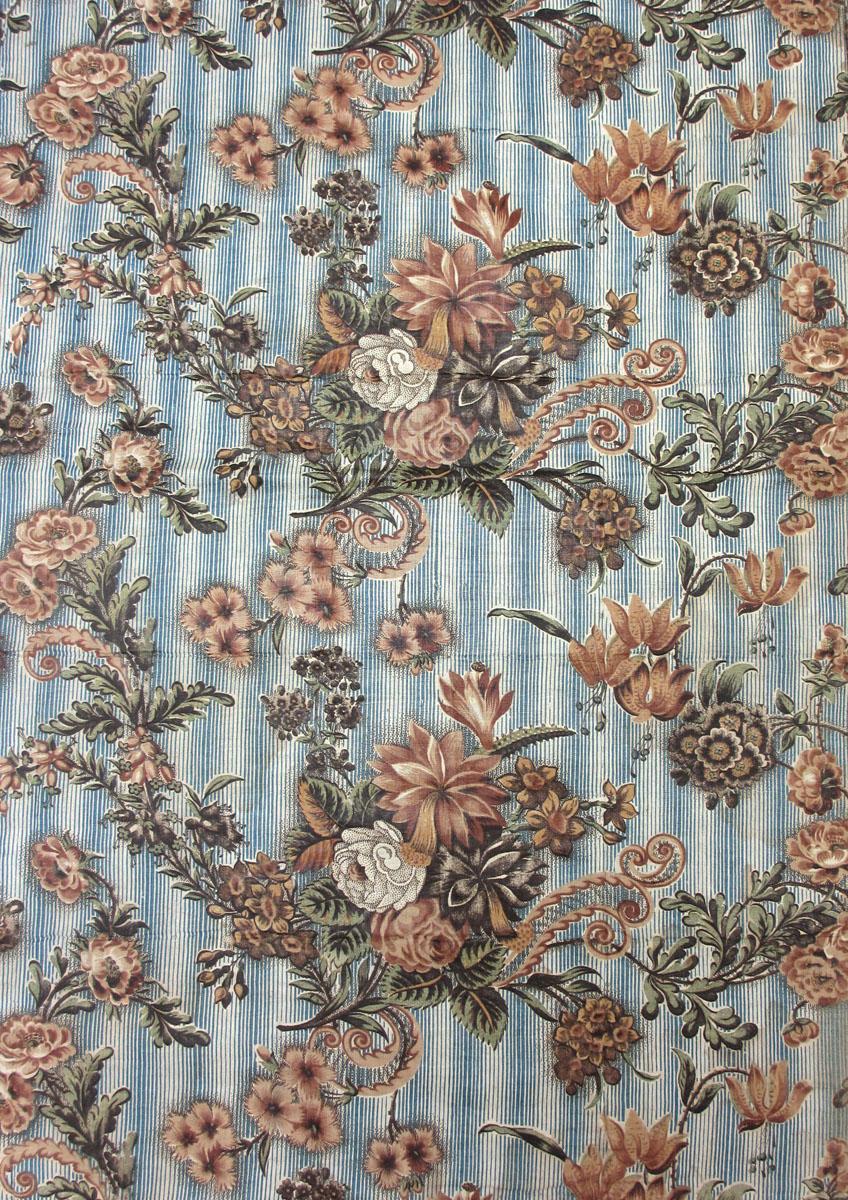 T2268 Textile, printed, design repeat