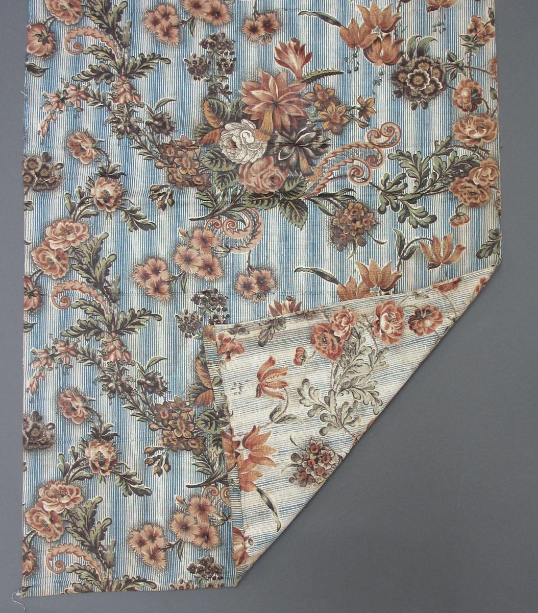 1961.0232 Textile, printed partial folded corner