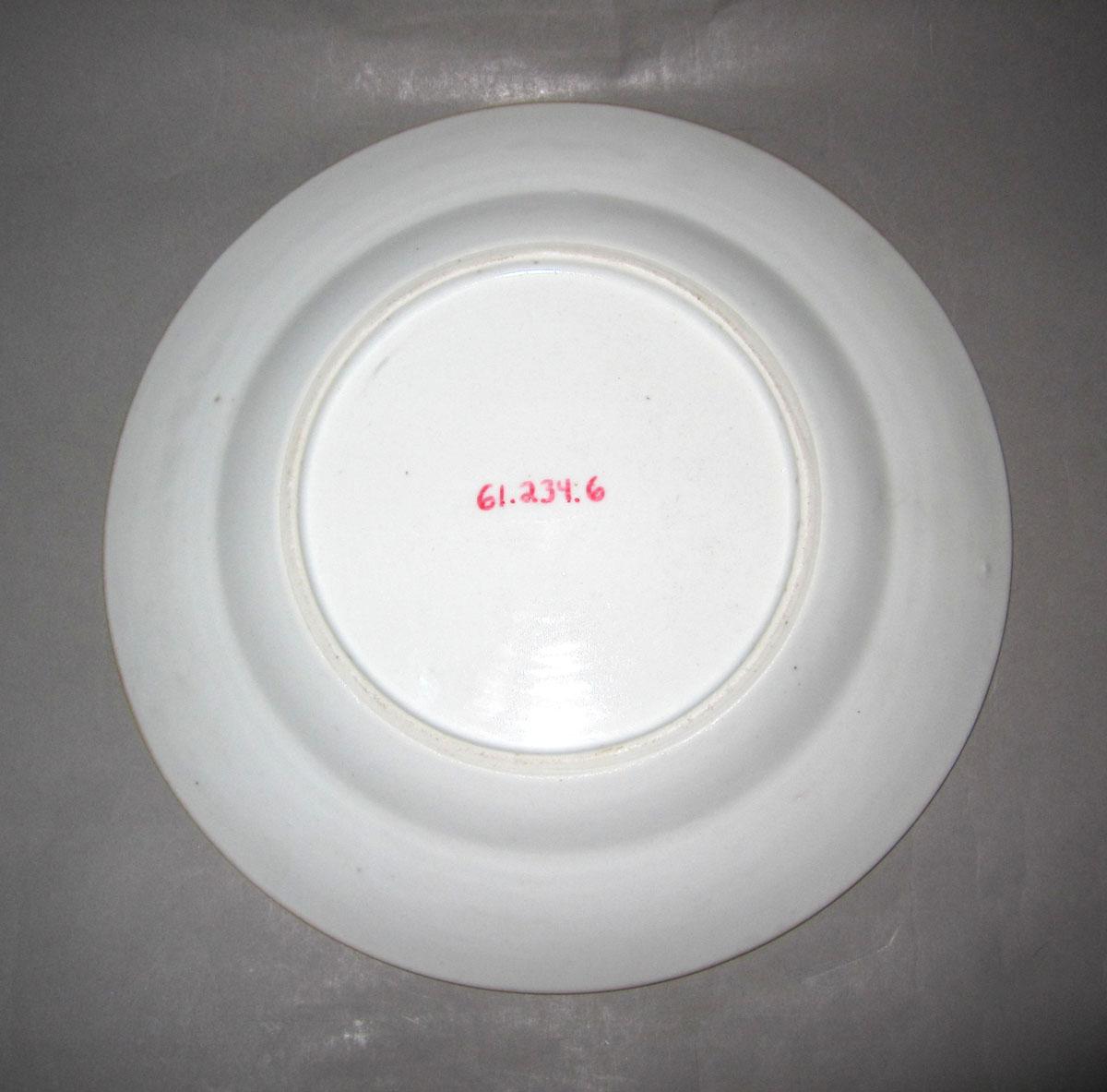 1961.0234.006 Porcelain plate underside