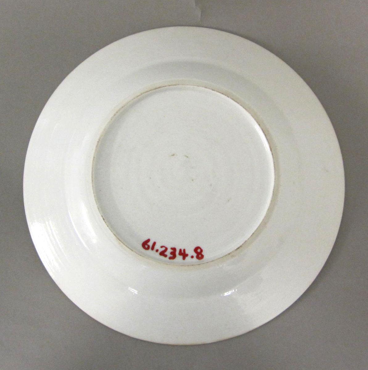 1961.0234.008 Porcelain plate underside