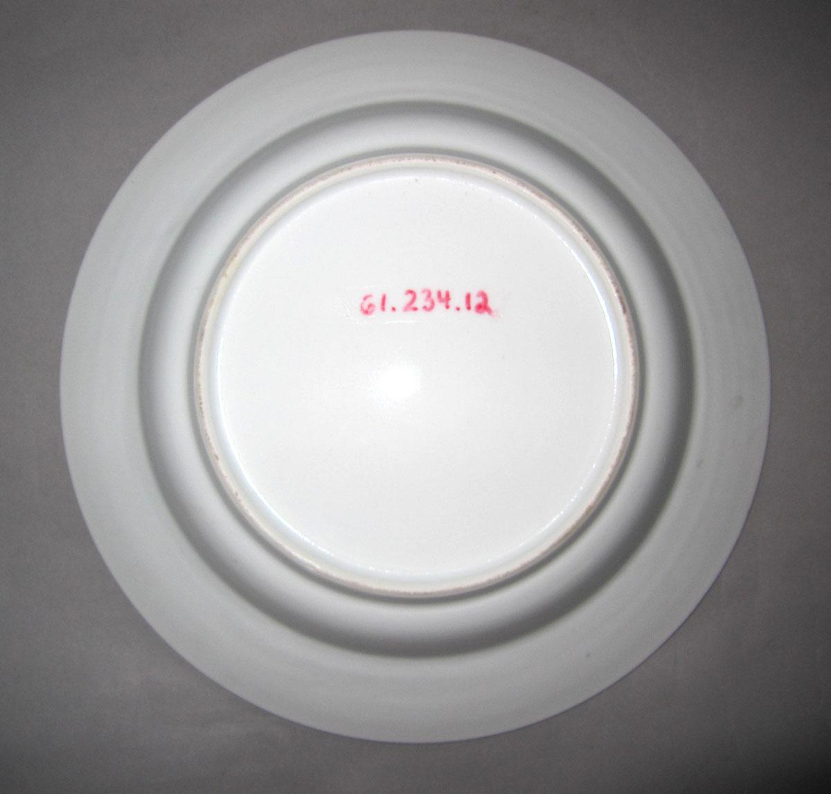 1961.0234.012 Porcelain soup plate underside