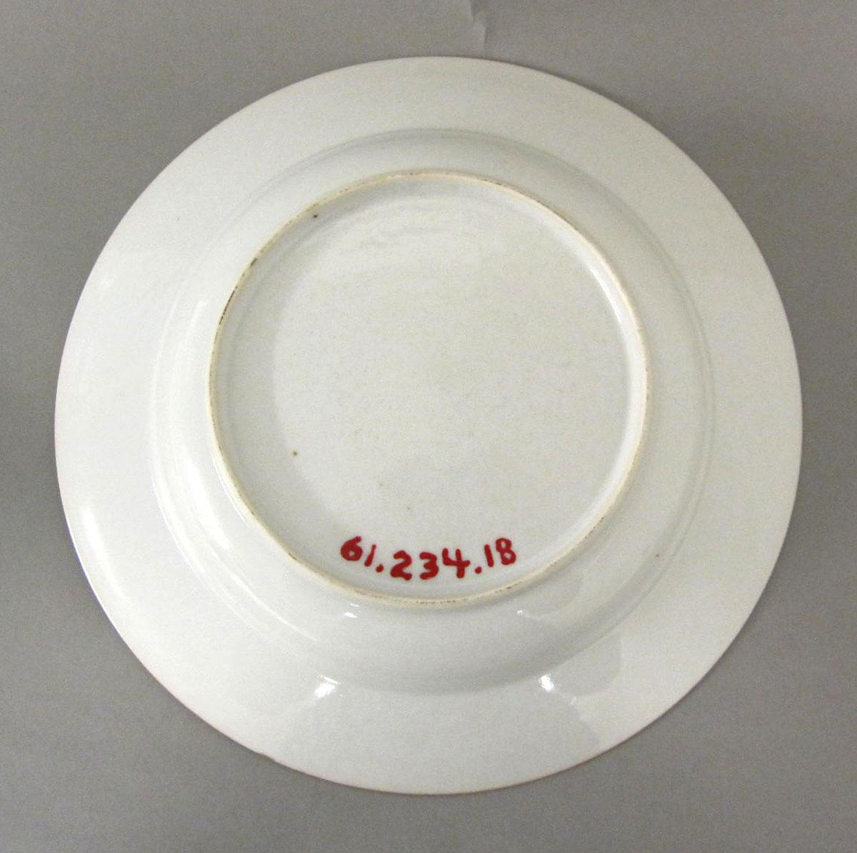 1961.0234.018 Porcelain plate underside
