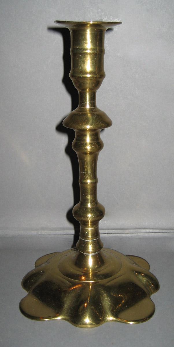 1961.0241.001 Candlestick
