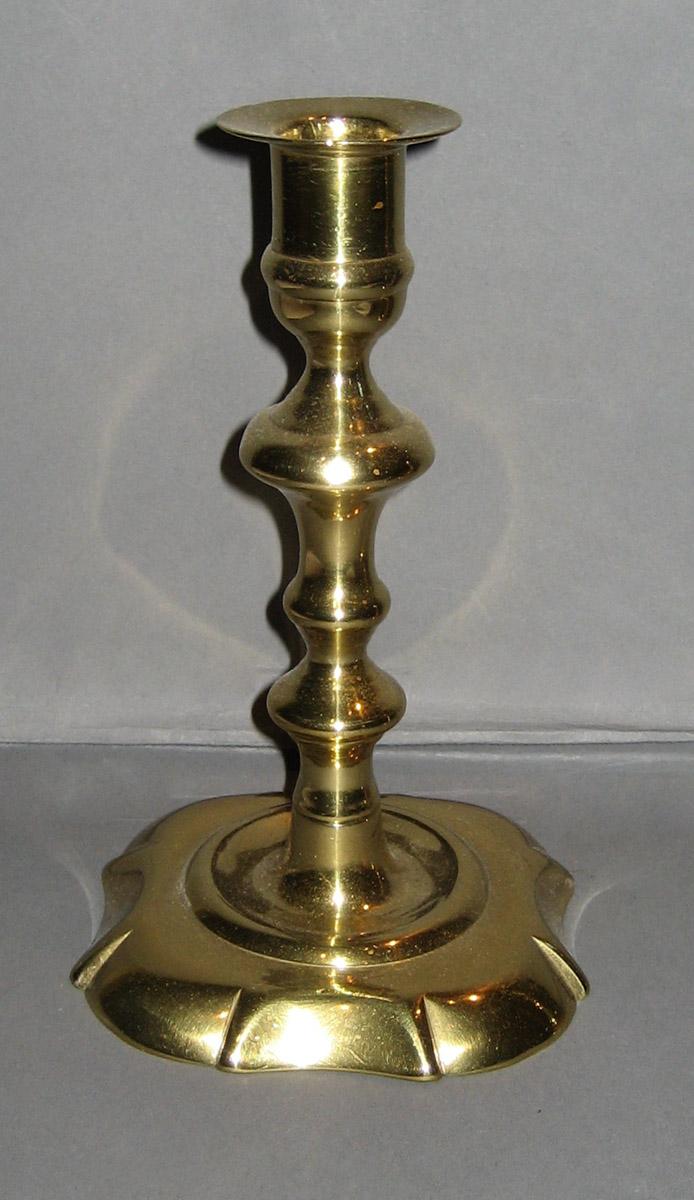 1961.0242.001 Candlestick