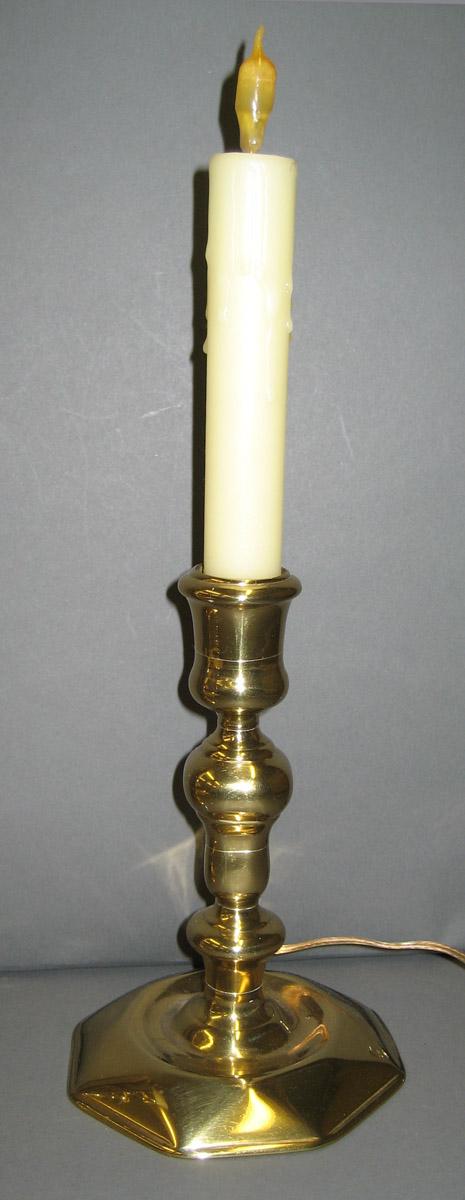 1961.0244.002 Candlestick