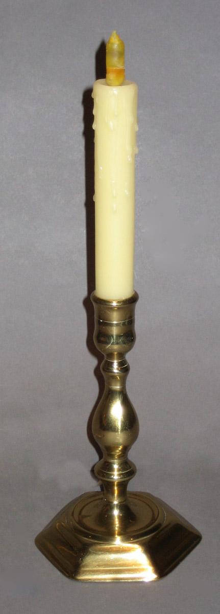 1961.0245.001 Candlestick