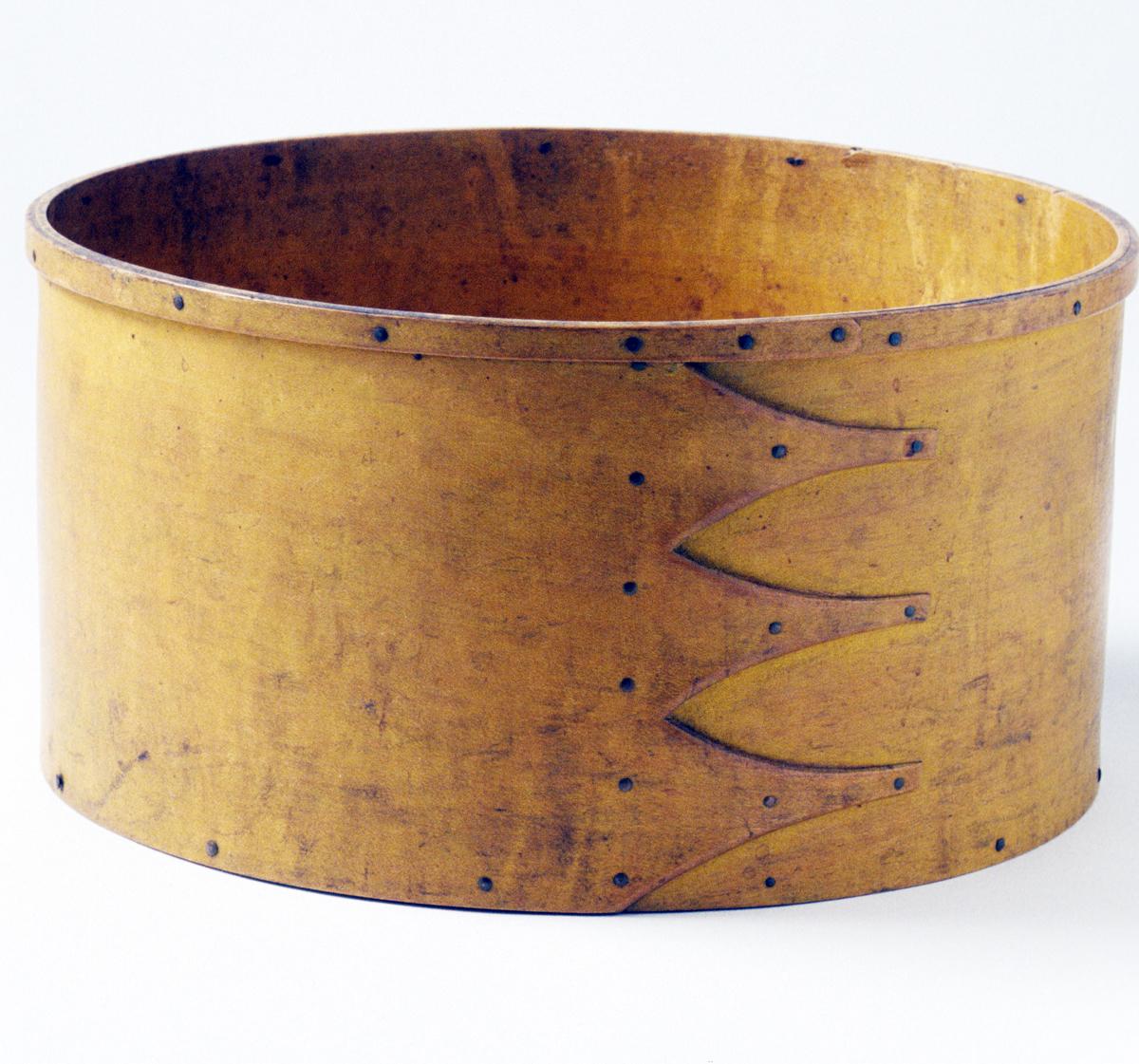 1961.0269 Spit Box