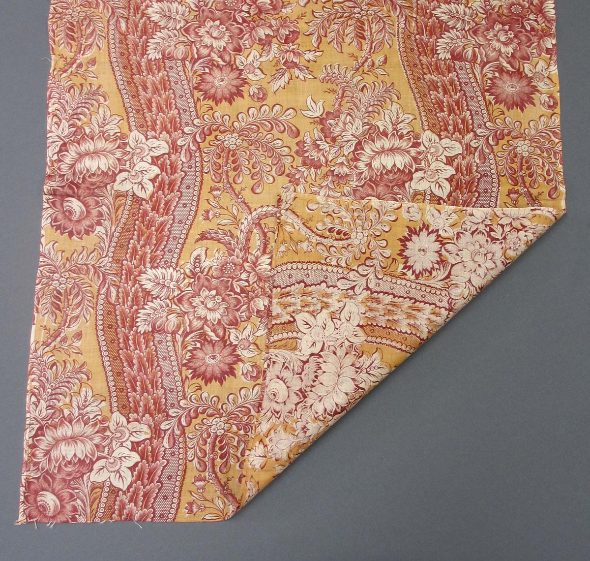1961.0280 Textile, printed partial folded corner