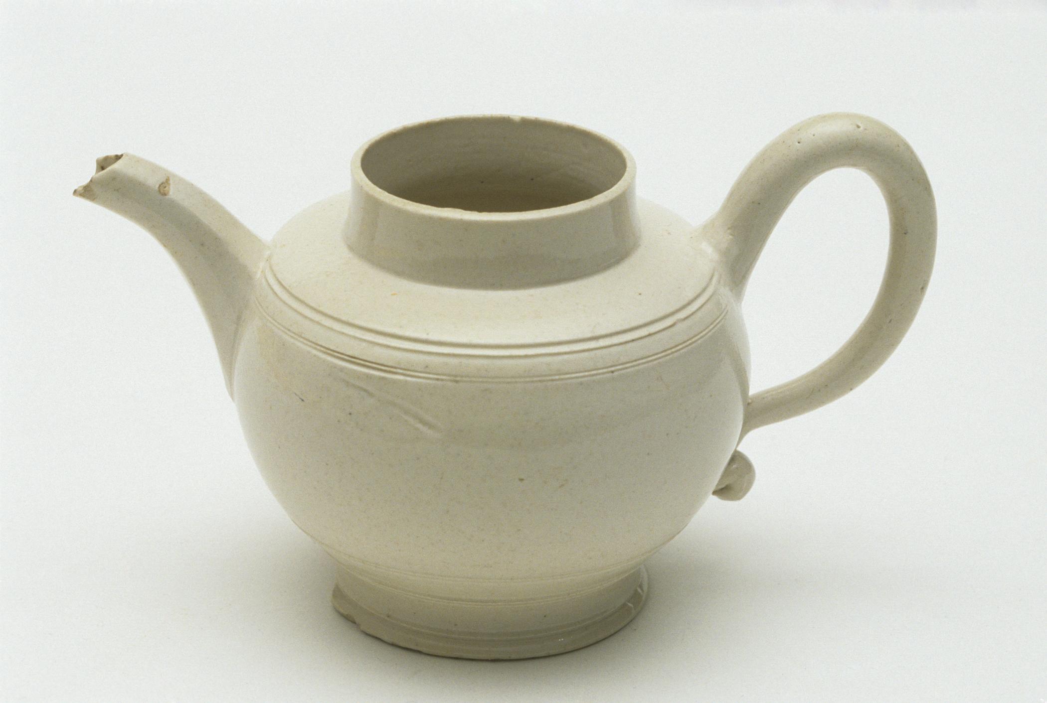 1961.0315 Teapot