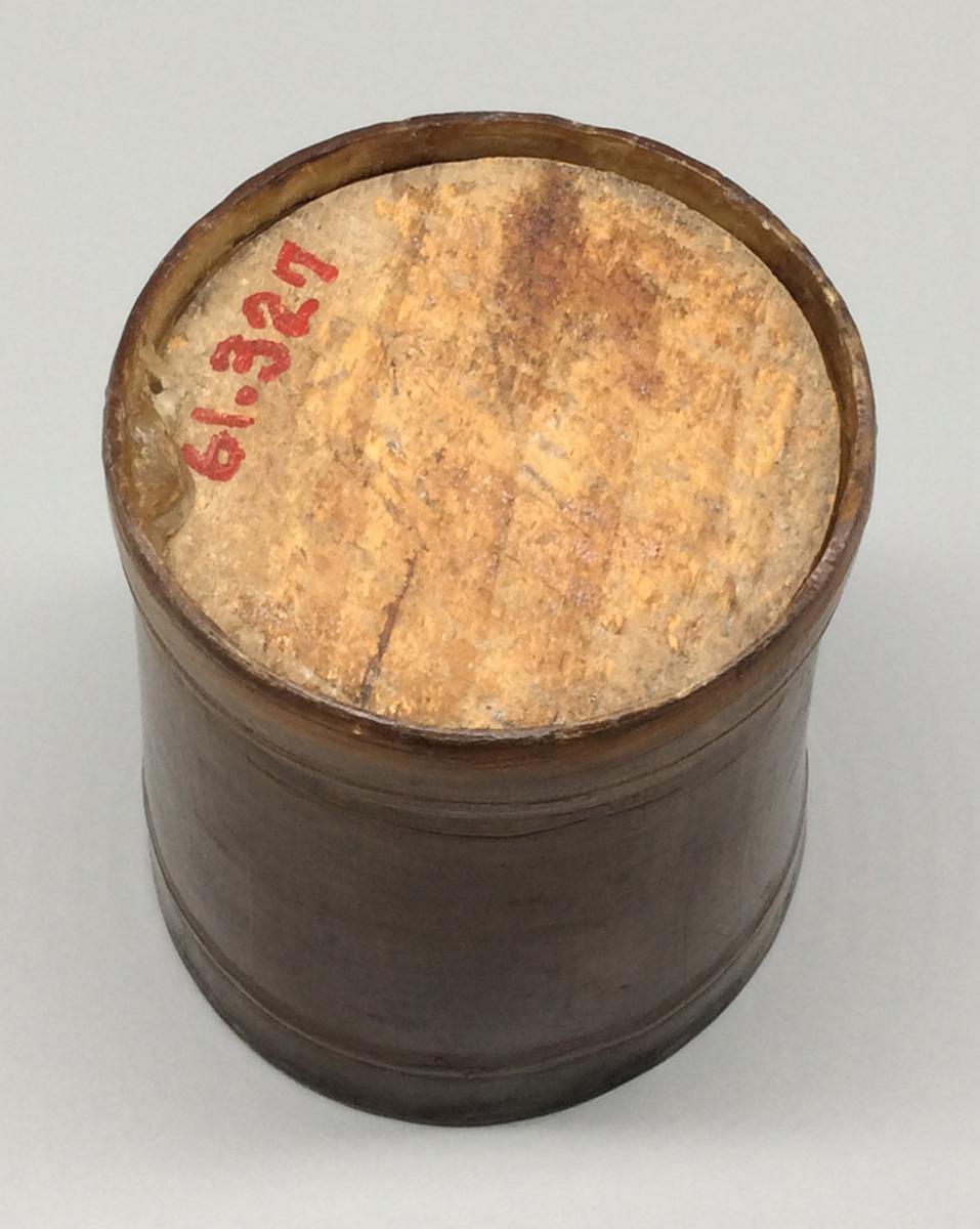 1961.0327 Beaker, view 3