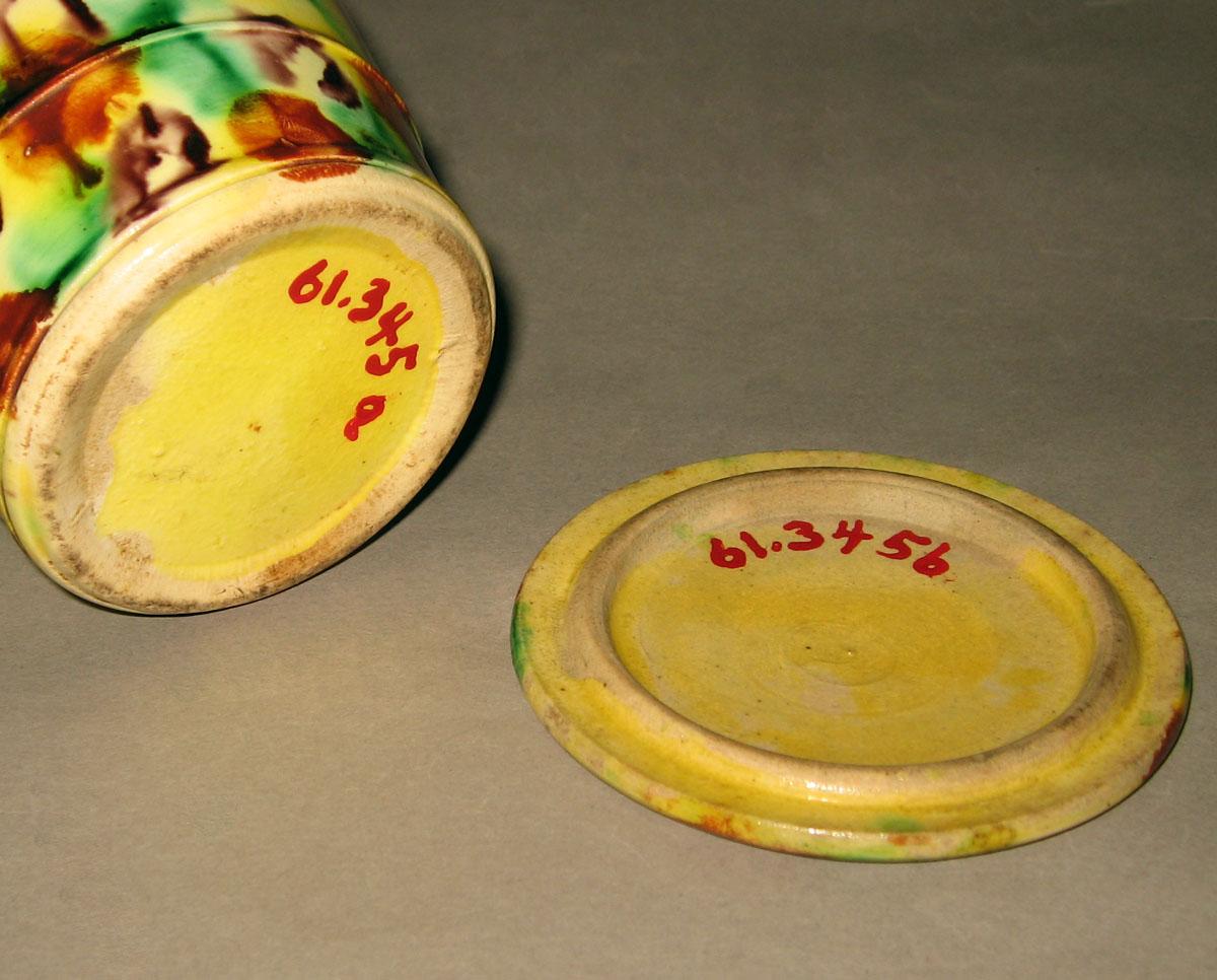 1961.0345 A, B Earthenware jar (undersides)