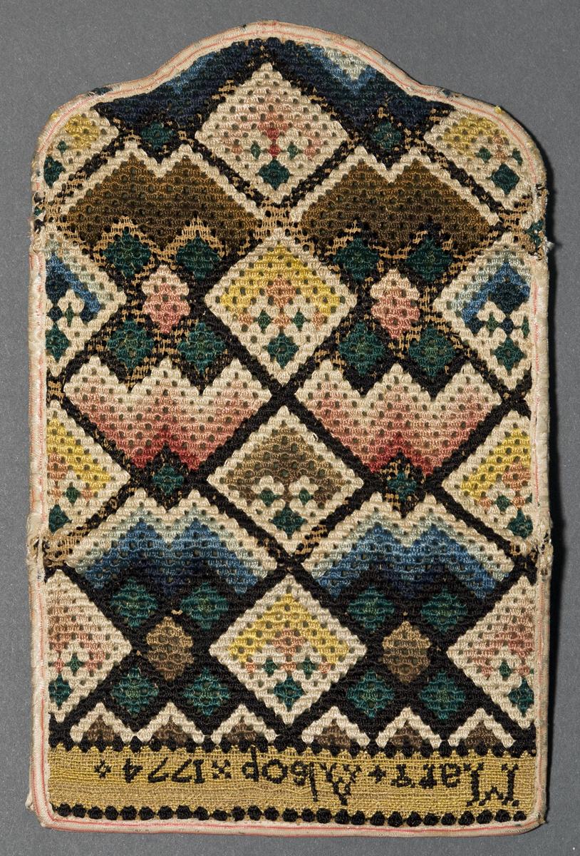 1955.0003.004 Pocketbook, Pattern