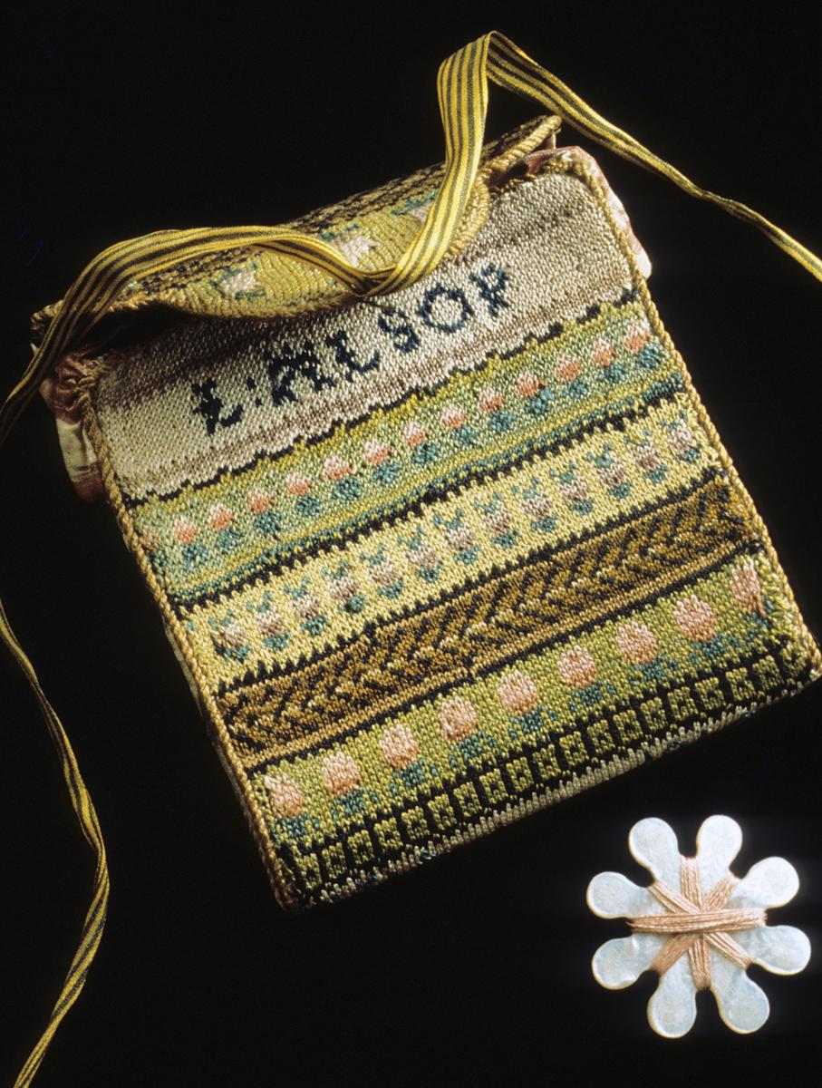1955.0003.005 Knitting Needle Case
